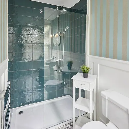 Host & Stay - One Mulgrave Place Whitby Extérieur photo