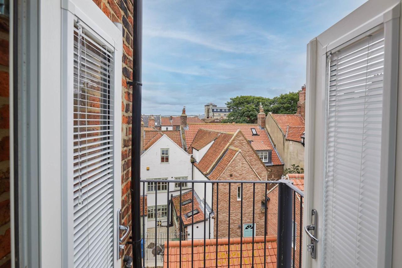 Host & - One Mulgrave Place Whitby